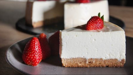 Cheesecake 4 ingredienti: la ricetta cremosa e golosa