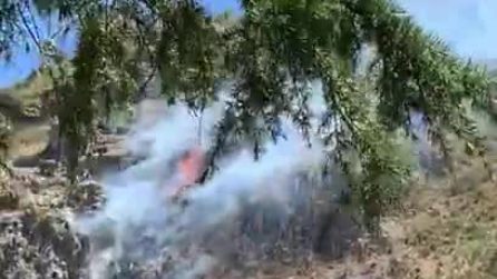 Aereo precipita a Collesano, divampano le fiamme: a bordo due persone