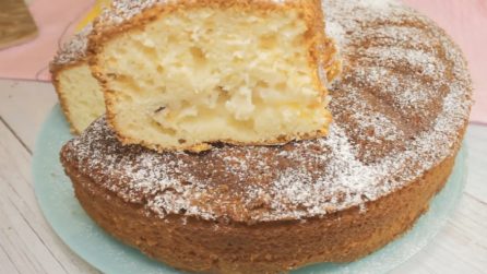 Torta alle pesche alta e soffice: il dessert che conquisterà tutti
