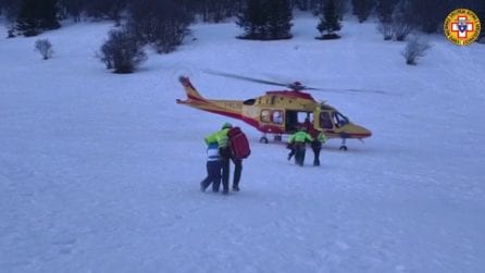 Bimbo di 6 anni scivola in un fosso durante escursione: è stato individuato ed è vivo