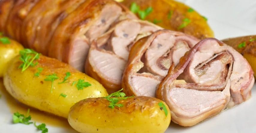 Rotolo Ripieno Rotolo ripieno con prosciutto: la ricetta del secondo piatto strepitoso