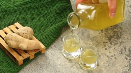 Liquore allo zenzero: servilo fresco per finire alla grande la tua cena con gli amici!