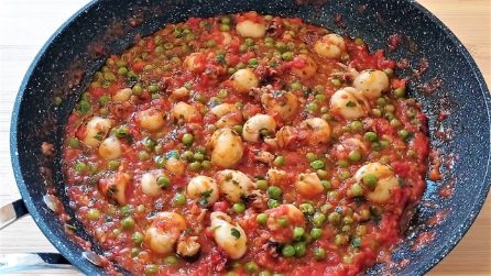 Sappioline in umido con piselli: la ricetta del gustoso secondo piatto