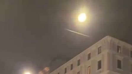 Tifosi del Marocco festeggiano la vittoria contro il Portogallo in corso Buenos Aires