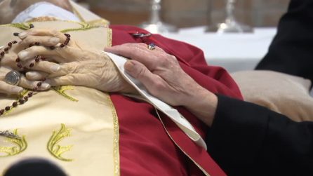 Addio a Ratzinger, un rito semplice per la traslazione