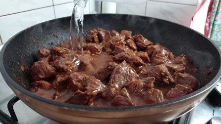 Spezzatino cremoso e saporito: la ricetta facile per una cena gustosa