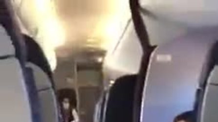 Ondata di violenza in Messico dopo l'arresto di Ovidio Guzman: spari contro aereo ma nessun ferito