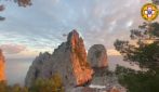 Scalatori bloccati sui Faraglioni di Capri, spettacolare salvataggio in elicottero