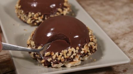 Dolcetti cremosi al cioccolato: la ricetta senza cottura che vi conquisterà