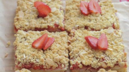 Sbriciolata alle fragole: la ricetta del golosissimo dessert
