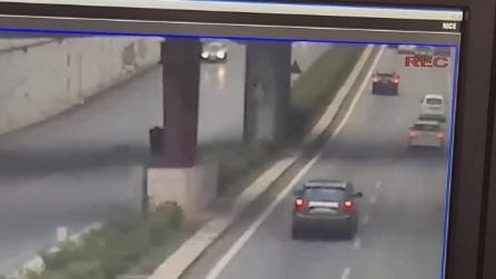 Palermo, il video del drammatico incidente in cui sono morte due ragazze