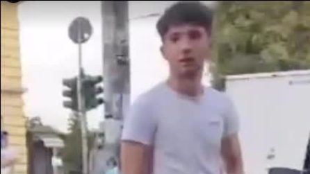 Ragazzi manganellati dai carabinieri a Milano: "Picchiati senza motivo perché stranieri"