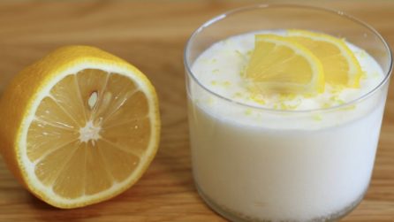 Mousse al limone: la ricetta veloce e piena di gusto