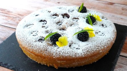 Torta soffice limone e more: il dessert bello e goloso