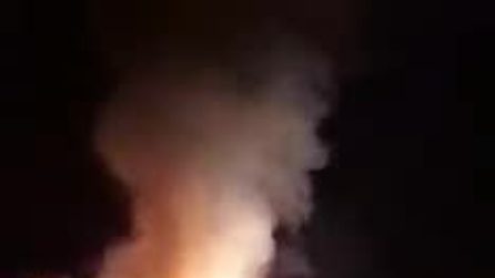 Incendio devasta una palazzina a Bedizzole, coinvolti dieci appartamenti