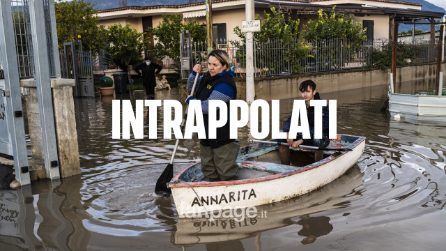 Bloccati in casa dall'acqua, donna muore in attesa dei soccorsi: "Si poteva salvare"
