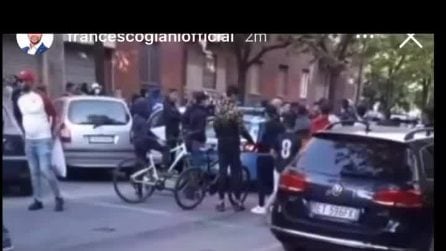 Partono da Verona per incontrare i loro "idoli" a San Siro, ma vengono aggrediti e rapinati