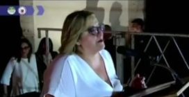 Elezioni Comunali 2022, il comizio della candidata fa discutere: "Donne, fate la salsa"