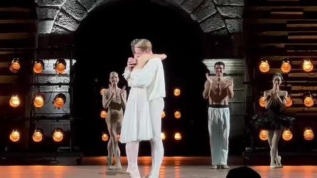 La proposta di matrimonio del Primo Ballerino Timofej Andrijashenko all'etoile Nicoletta Manni