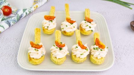 Cucchiaini di frolla salta con mousse al salmone: un’idea semplice per un antipasto super!