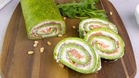 Rotolo di rucola con salmone e formaggio cremoso: fresco e sfizioso!