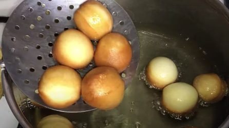 Palline fritte dolci: il dessert goloso che tutti ameranno