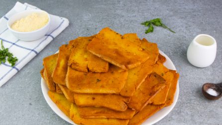 Panelle siciliane: come ottenere delle sfiziose frittelle di ceci con pochi ingredienti!