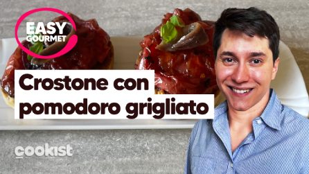 Crostone con pomodori grigliati e alici