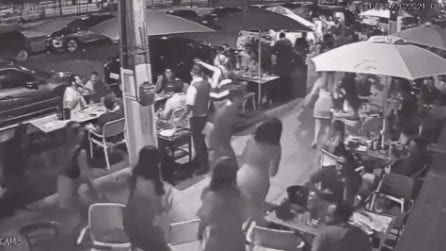 Un gruppo di crossfit fa scappare i clienti di un bar: credevano si trattasse di aggressori