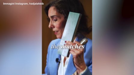 Il video della commissaria Ue che mostra un kit di sopravvivenza negli scenari di guerra e crisi