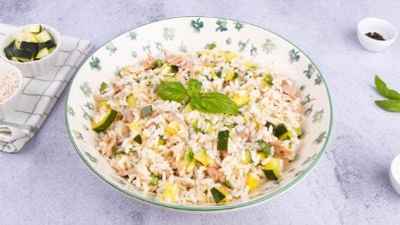 Zucchini rice: a fresh dish with hints of lemon!