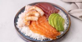 How to make delicious CHIRASHI: Japanese Recipe with Rice and Fresh Fish!