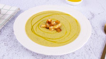 Come preparare una cremosa VELLUTATA DI ZUCCHINE in pochi semplici passaggi!
