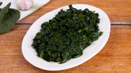 SPINACI IN PADELLA: ricetta facile e veloce!
