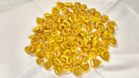 TORTELLINI: la ricetta infallibile per farli a casa in pochi passi!