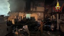 Catania, crolla palazzina di tre piani: l'intervento dei vigili del fuoco