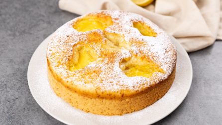 Torta Nua: con un cuore di crema pasticcera è davvero deliziosa! 💛
