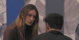Grande Fratello, il confronto tra Helena Prestes e Javier Martinez