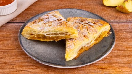 APPLE PUFF PASTRY: quick and tasty sweets! 🍎