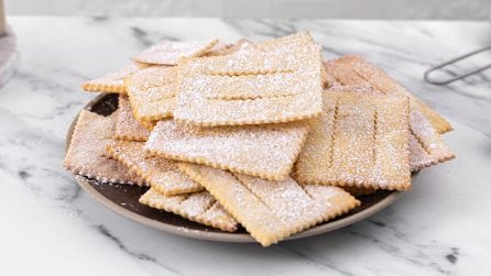 CHIACCHIERE AL FORNO: facili e veloci!