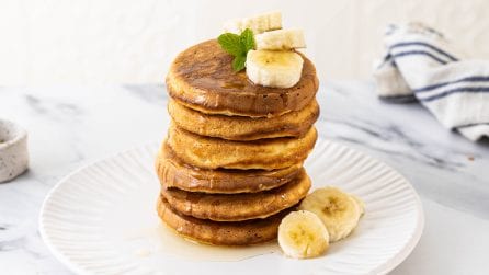 BANANA PANCAKES: TALL, SOFT and FRAGRANT! 🍌🥞