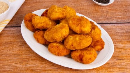 How to make crispy CHICKEN NUGGETS like at fast food!