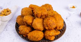 PAKORA: traditional Indian vegetable fritters!
