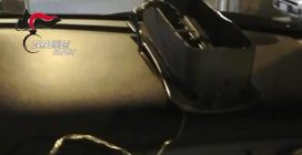 Mamma vende la droga col neonato in braccio: blitz a Torre Annunziata, decine di arresti