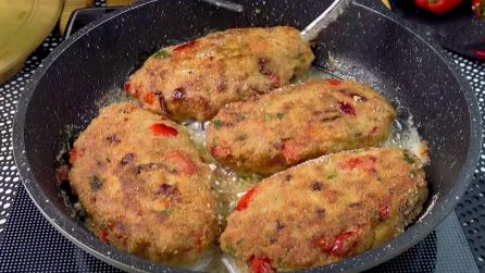 Mini polpettoni con peperoni: la ricetta facile per un piatto gustoso e saporito