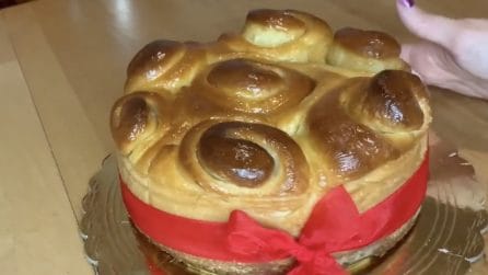 Torta di rose: la ricetta del dolce soffice e gustoso che tutti ameranno