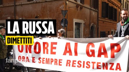 Roma, flash mob in Via Rasella: "La Russa deve dimettersi"