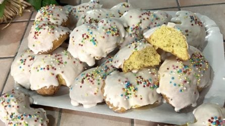 Colombine pasquali: la ricetta dei biscotti golosi e colorati