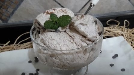 Gelato alla cannella senza gelatiera: cremoso, profumato e golosissimo