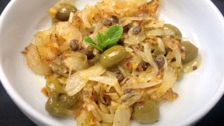 Cipolle alla cacciatora: la ricetta del contorno saporito